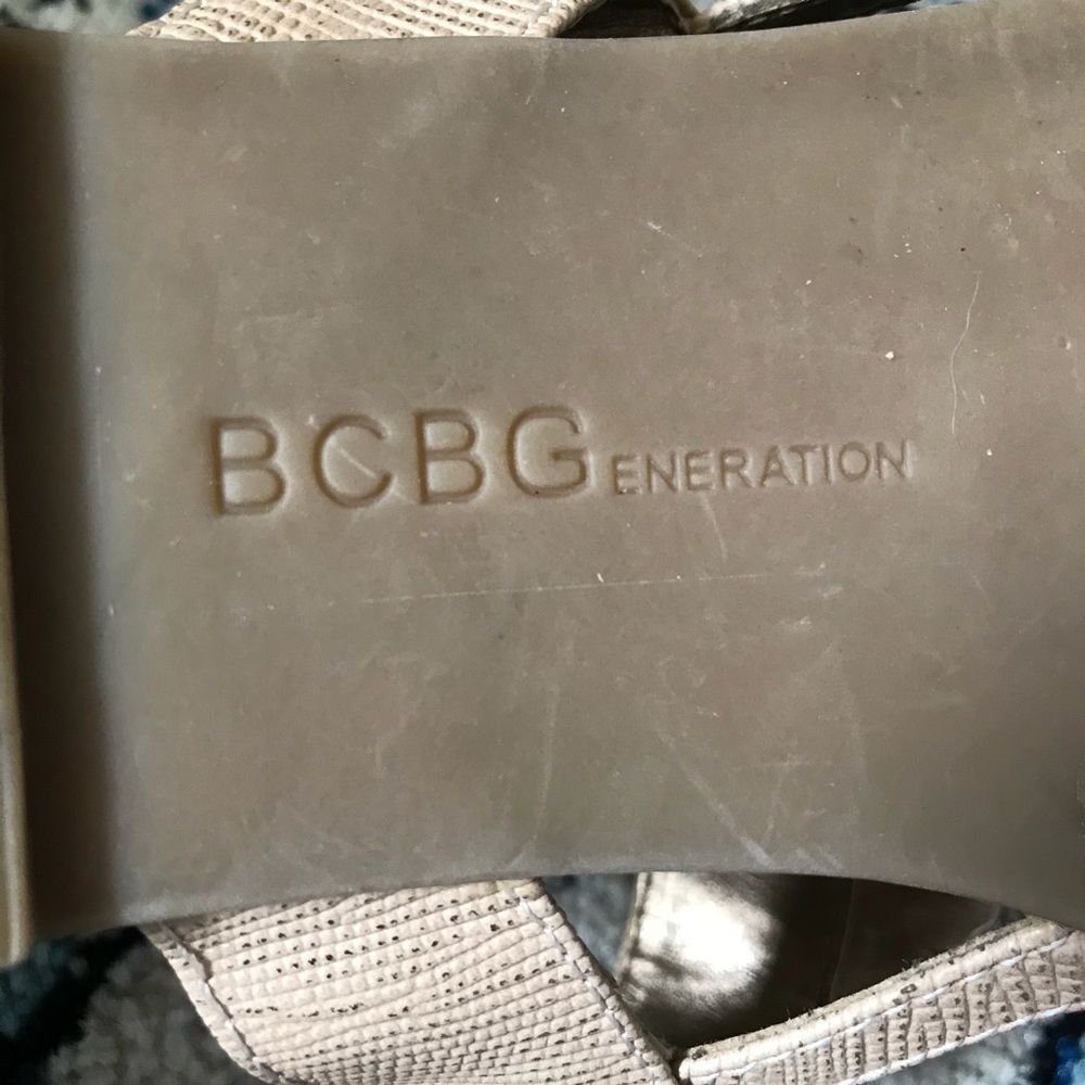 BCBGeneration Belluna Jeweled Flip Flop Sa… - Picture 9 of 11